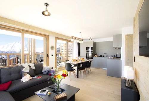 Apartment 2 bedroom Huez