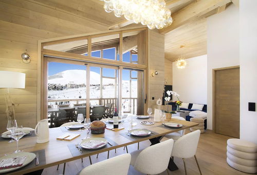 Apartment 4 bedroom Huez