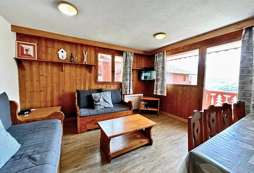 Apartment 3 bedroom Les Belleville