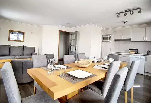 Apartment 3 bedroom Les Belleville