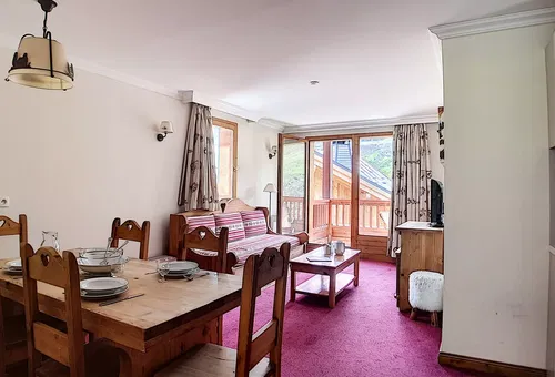 Apartment 2 bedroom Les Belleville