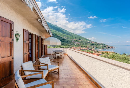 Apartment 2 bedroom Brenzone