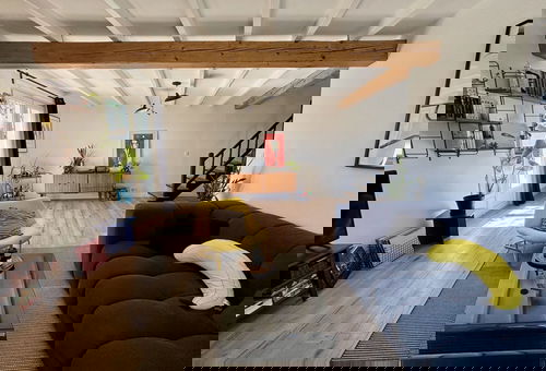 Countryside villa with swimming pool