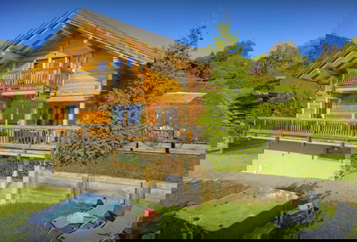 Chalet 8 bedroom Manigod