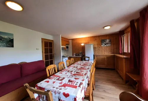 Apartment 3 bedroom Les Belleville