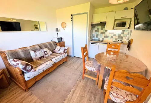 Apartment 1 bedroom Les Belleville