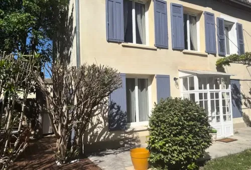 Villa 3 bedroom L'isle-sur-la-sorgue