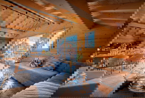 Chalet 4 bedroom Essert-romand