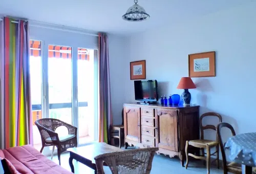 Apartment 2 bedroom Six-fours-les-plages