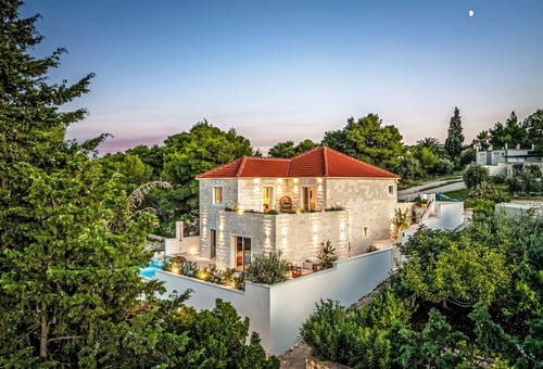 Villa 4 bedroom Splitska