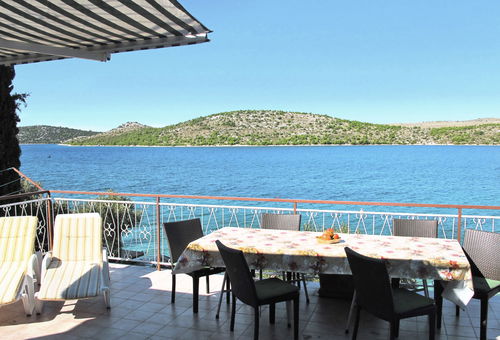 Appartement 2 chambres Šibenik