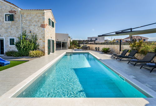 Villa 4 bedroom