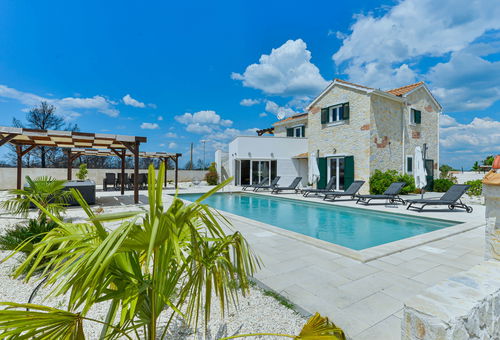 Villa 5 bedroom Zaton