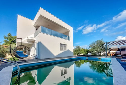 Villa 4 bedroom Vodice