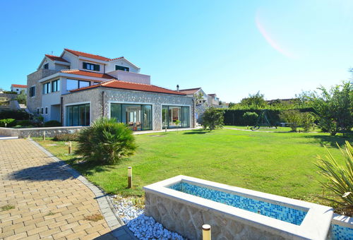 Villa 5 bedroom