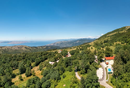 Villa 6 bedroom Senj