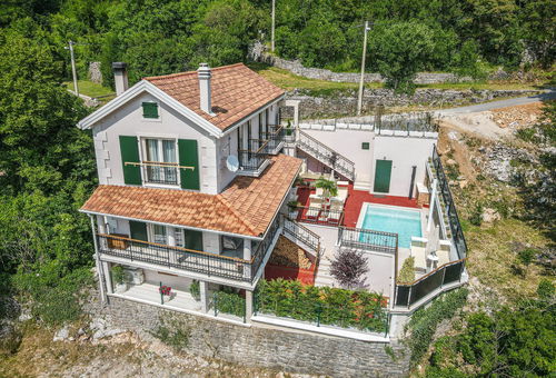 Villa 4 bedroom Novi Vinodolski