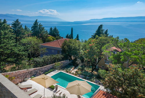 Villa 3 bedroom Novi Vinodolski