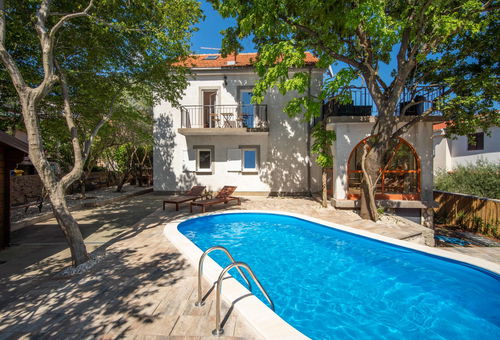 Haus 6 Zimmer Kornić