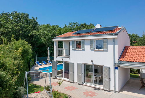 Haus 3 Zimmer Kornić