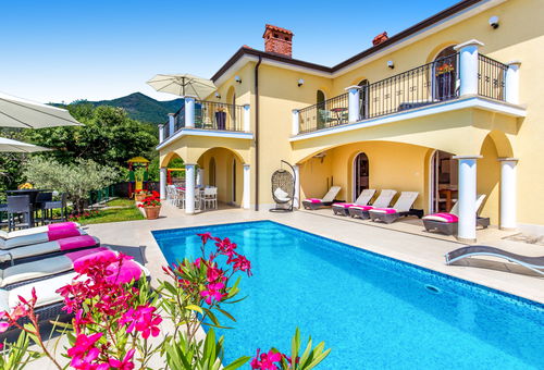 Villa 7 bedroom Ičići