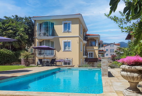 Villa 4 bedroom Lovran