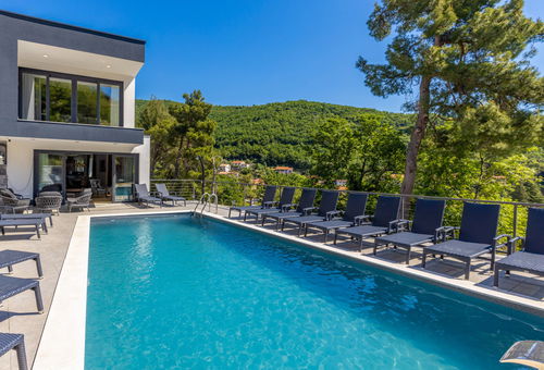 Villa 6 bedroom Mošćenička Draga