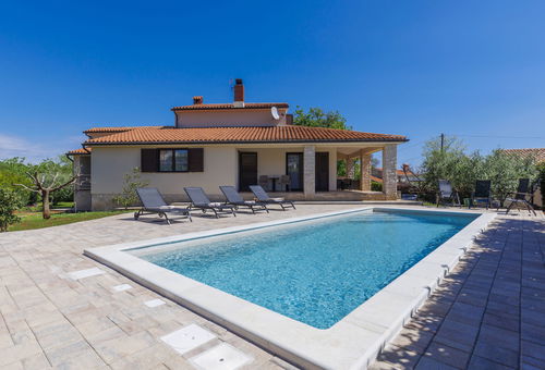 Villa 4 bedroom Ližnjan