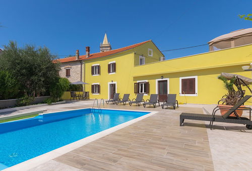 Haus 3 Zimmer Ližnjan