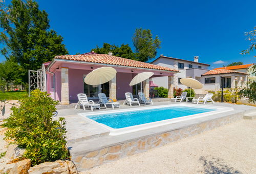 Villa 3 bedroom Svetvinčenat