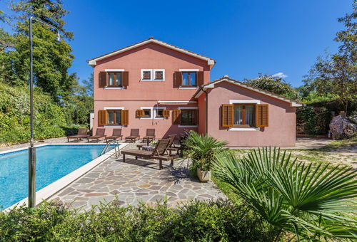 Apartment 5 bedroom Žminj