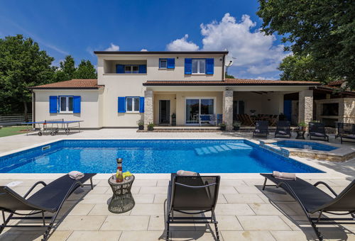 Villa 5 bedroom Žminj