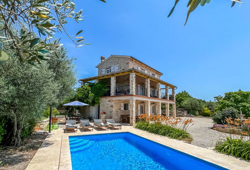 Villa 4 bedroom Heraki