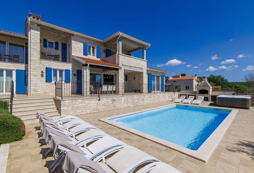 Villa 4 bedroom Višnjan