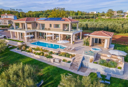 Villa 4 bedroom Kaštelir