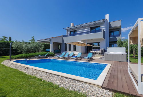 Villa 4 bedroom Poreč