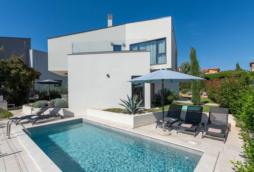 Villa 4 bedroom Poreč