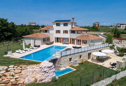 Haus 6 Zimmer Novigrad