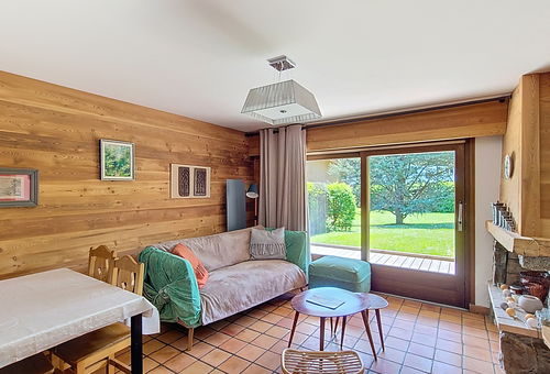 At Jaillet, 3-room apartment for 4 people, located on the ground floor,...