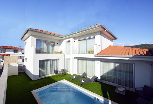 Villa 319