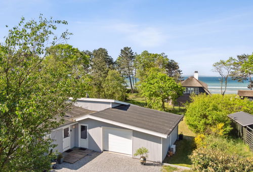 Villa 4 bedroom Knebel