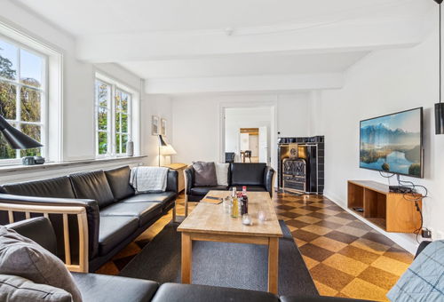 Villa 6 bedroom Østermarie