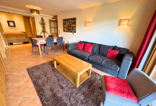 Apartment 2 bedroom Les Belleville