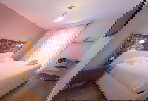 Le Taison d'Or ⭐️ ⭐️ ⭐️ ⭐️ with free parking include