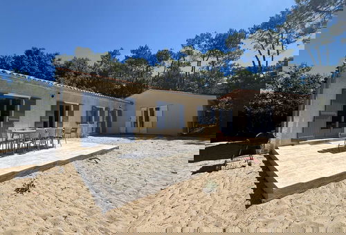 Saint-Georges d'Oleron (17) - Chaucre
Maison 6 pièces pièces - 145 m²...