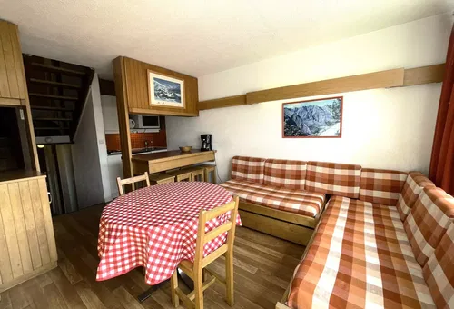 Apartment 2 bedroom Les Belleville