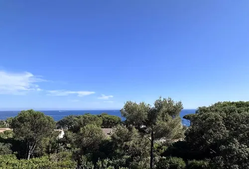 Apartment 2 bedroom Roquebrune-sur-argens