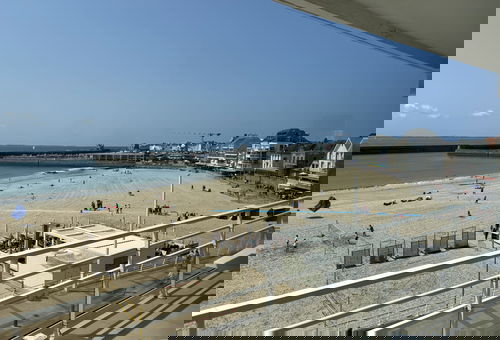 Appartement face à la grande plage