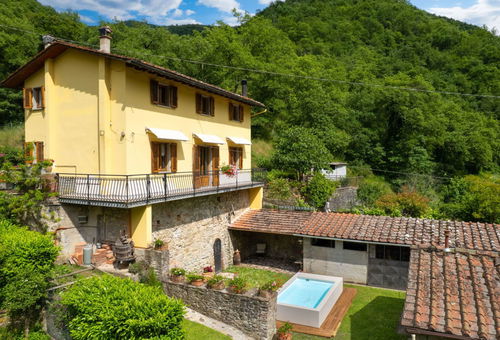 Villa 8 bedroom Borgo San Lorenzo