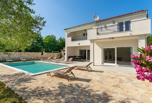 Villa 4 bedroom Pirovac